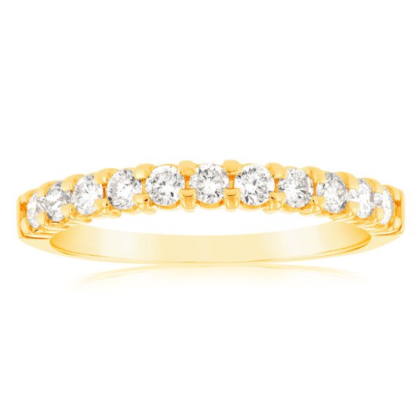 18ct Yellow Gold Ring With 3 8 Carats Of Diamonds Hot on Sale