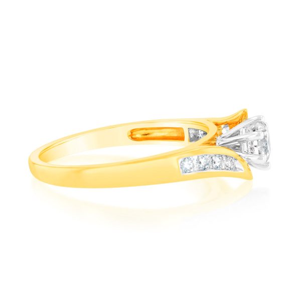 18ct Yellow Gold Ring With 1 2 Carat 8 Brilliant Cut Diamonds For Discount