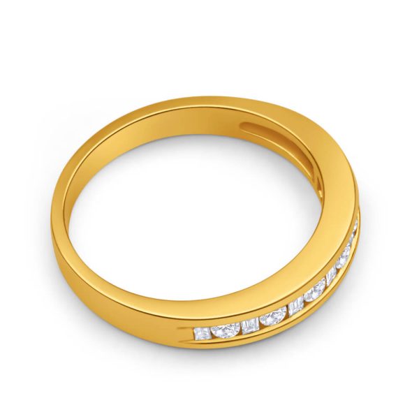 18ct Yellow Gold Ring With 15 Mixed Cut 0.30 Carat Diamonds Online Hot Sale