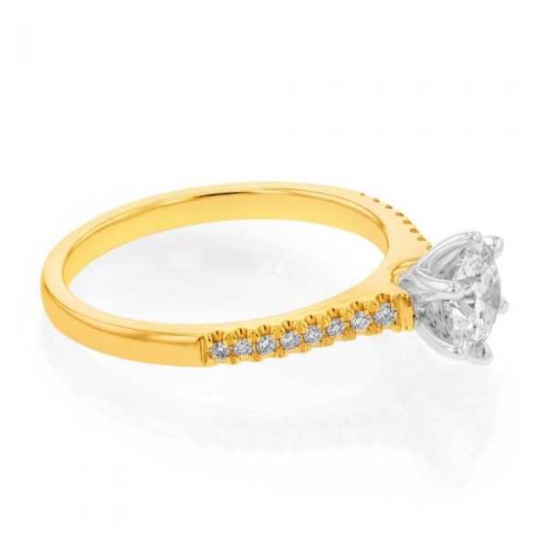 18ct Yellow Gold 3 4 Carat Diamond Solitaire Ring with 0.70 Carat Centre Diamond and 16 Shoulder Diamonds For Discount